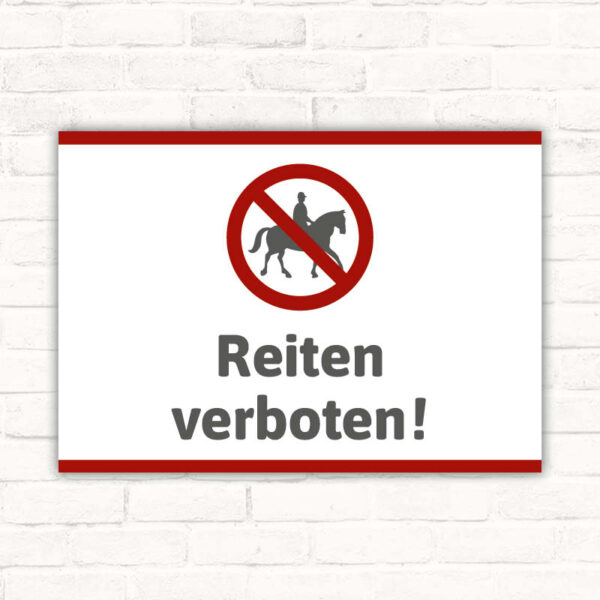 Schild Reiten verboten