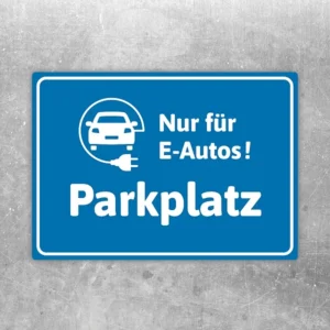 Blauer Aufkleber für den E-Autos-Parkplatz mit Auto- und Stecker-Symbol.