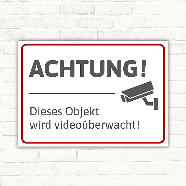 Schild mit Hinweis Video-Objekt und Kamerasymbol für überwachte Eingänge