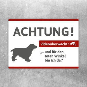 Aufkleber mit Cocker-Spaniel und Hinweis auf Videoüberwachung für Eingang oder Tor.