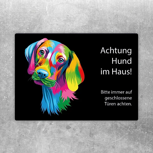 Aufkleber mit buntem Viszla und dem Hinweis Achtung Hund im Haus für den Eingangsbereich.