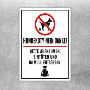 Hundekot? Nein Danke! Aufkleber mit rotem Verbotssymbol und Hund, für klare Hinweise an Zaun oder Eingang.