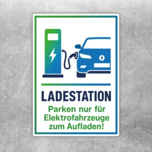 Ladestation Aufkleber mit Elektroauto und Ladesäule, weiß-blau-grün, für reservierte E-Parkplätze.