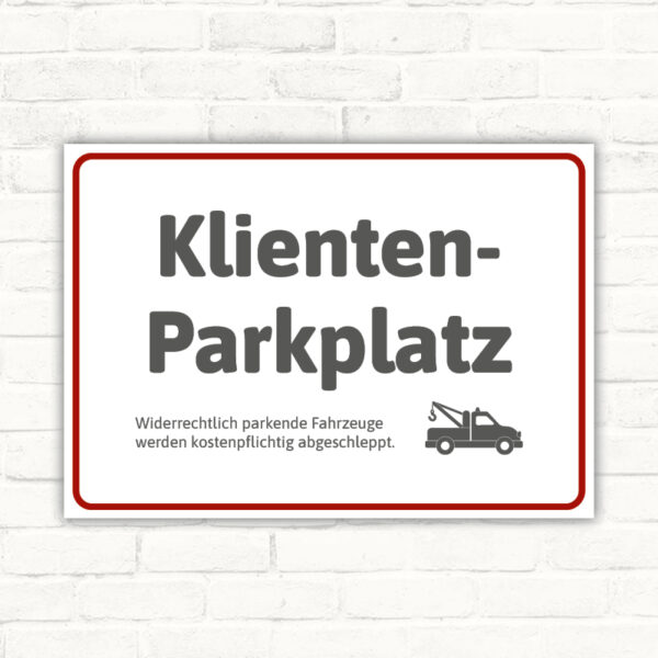 Schild Klientenparkplatz