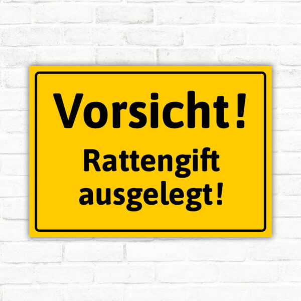 Schild Vorsicht Rattengift ausgelegt