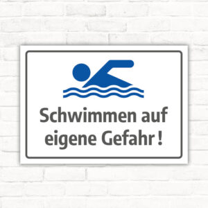 Schild Schwimmen auf eigene Gefahr