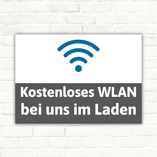 Schild mit WLAN-Symbol und dem Text „Kostenloses WLAN bei uns im Laden“ in Weiß, Dunkelgrau und Blau im Querformat.