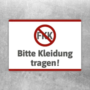 Aufkleber mit dem Hinweis Bitte Kleidung tragen für Umkleiden und Eingangsbereiche.