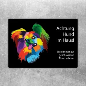 Aufkleber mit buntem Chihuahua und dem Hinweis Achtung Hund im Haus für Türen und Eingänge.