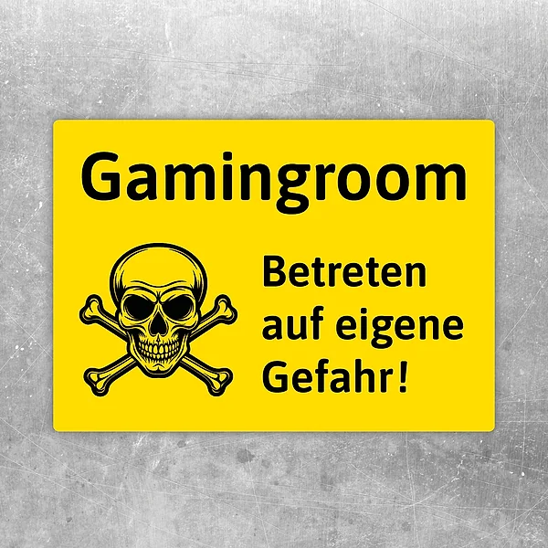 Gelber Aufkleber für den Gamingroom mit Totenkopf und dem Hinweis Betreten auf eigene Gefahr.