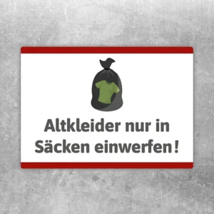 Aufkleber mit dem Hinweis: Altkleider nur in Säcken einwerfen, mit Sack und Kleidungsicon.