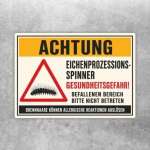 Achtung Eichenprozessionsspinner Warnaufkleber mit Warndreieck und Gesundheitsgefahr in Gelb, Rot, Schwarz und Weiß.