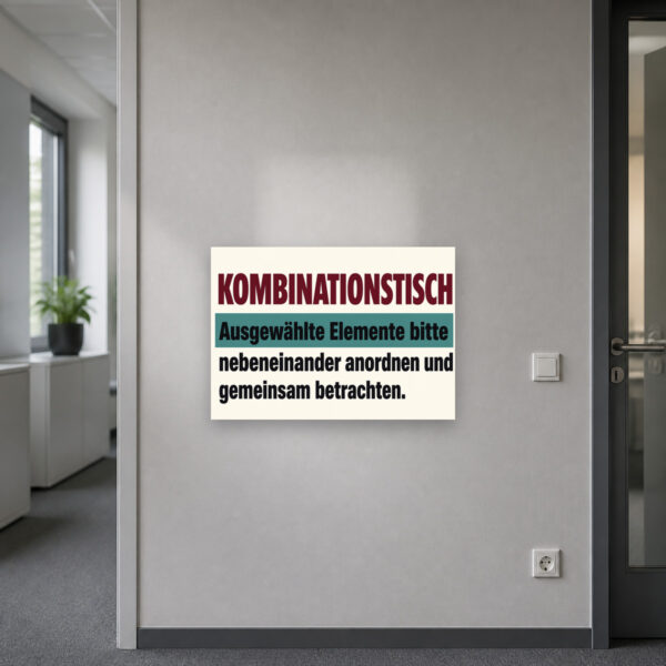 KI-generiertes Anwendungsbeispiel: Kombinationstisch Schild mit illustrativer Tischszene für Kreativraum, Workshop oder Atelier.