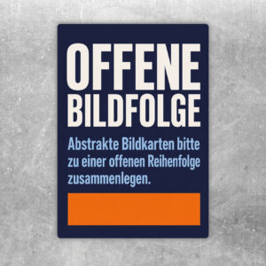 Offene Bildfolge Aufkleber mit abstrakten Bildkarten in Beige, Schwarz, Orange und Blau für Lernräume.