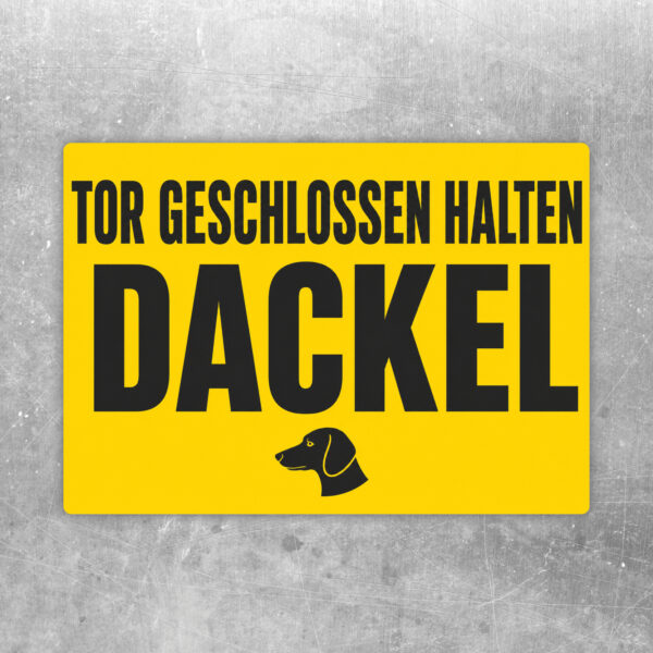 Querformatiger Aufkleber mit Dackel und rotem Text „Warnung! Tor geschlossen halten.“ auf creme-türkisem Hintergrund.