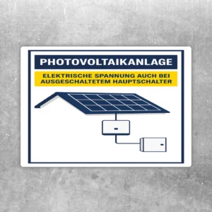Aufkleber Photovoltaikanlage mit Hinweis auf elektrische Spannung auch bei ausgeschaltetem Hauptschalter in Blau Gelb Weiß.