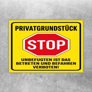 Privatgrundstück Stop Aufkleber in Gelb, Rot, Weiß und Schwarz mit klarer Verbotsbotschaft für private Zufahrten.