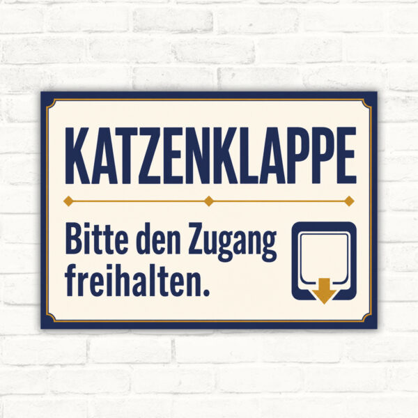 Katzenklappe Schild mit Text „Bitte den Zugang freihalten“ und Katze in farbig gestalteter Katzentür im Querformat.