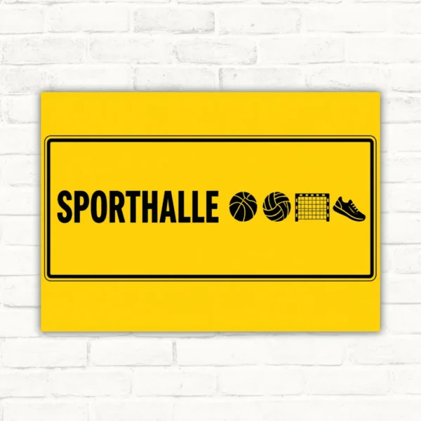 Gelbes Sporthalle-Schild mit schwarzem Schriftzug und Sportsymbolen für Eingang, Flur oder Hallentür.