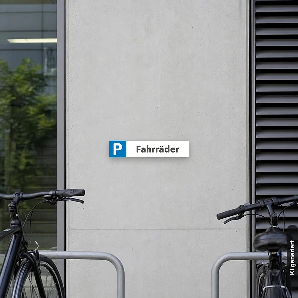 KI-generiertes Anwendungsbeispiel für Schild Parkplatzschild Kennzeichenschild Parkplatz Fahrräder Fahrrad: Schild klein und realistisch am passenden Einsatzort dargestellt.