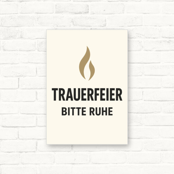Trauerfeier – Bitte Ruhe Schild – Hochformat