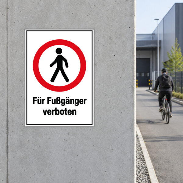 Für Fußgänger verboten Schild – Hochformat – Bild 2