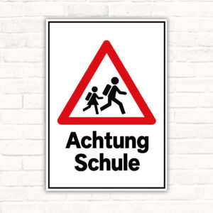 Achtung Schule Warnschild mit Schulkinder-Symbol – Hochformat