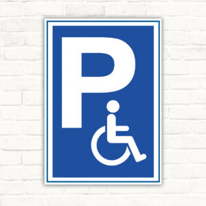 Behinderten-Parkplatz Schild mit Rollstuhlsymbol – Hochformat