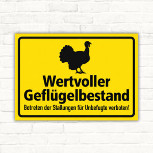 Wertvoller Geflügelbestand – Truthahn als Schild im Querformat – Originalmotiv auf neutralem Hintergrund