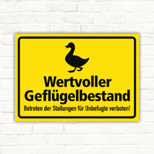 Wertvoller Geflügelbestand – Ente als Schild im Querformat – Originalmotiv auf neutralem Hintergrund