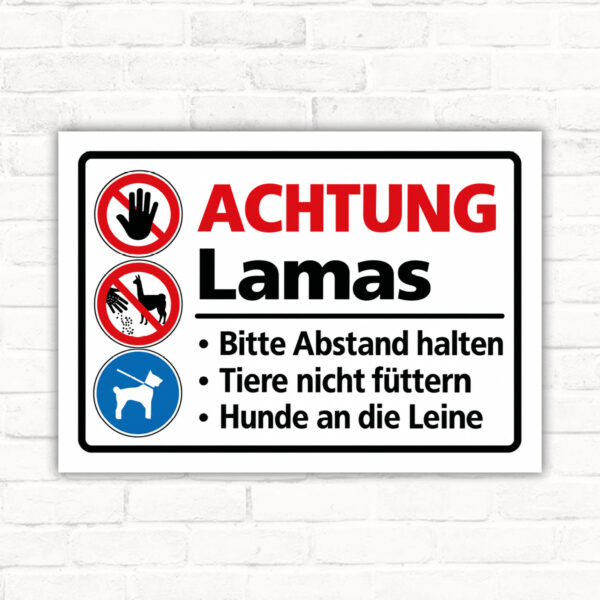 Achtung Lamas – Abstand halten und Hunde anleinen – Schild