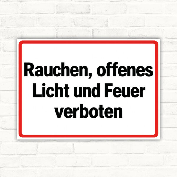 Originalmotiv: Rauchen, offenes Licht und Feuer verboten als Schild